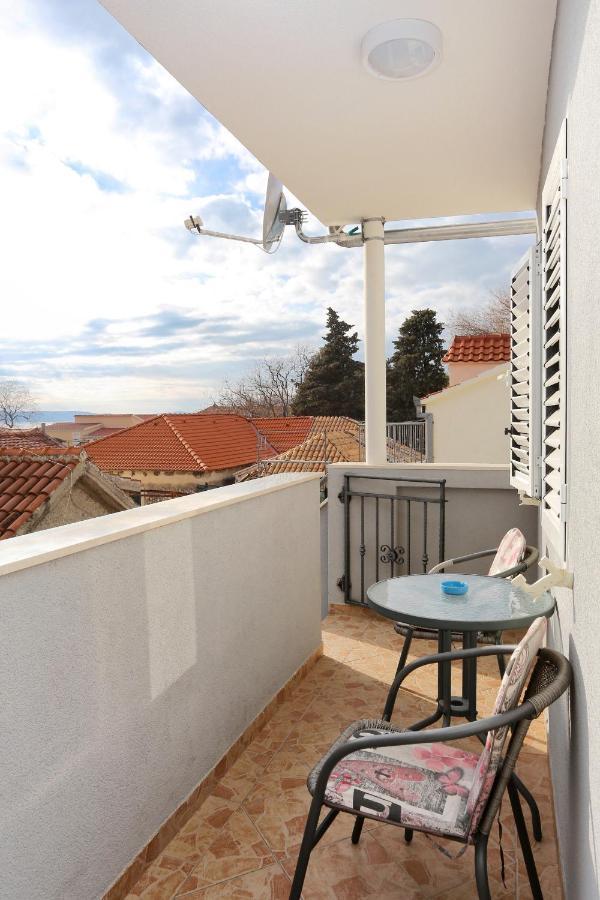 Apartments By The Sea Kastel Kambelovac, Kastela - 8679 Exteriör bild